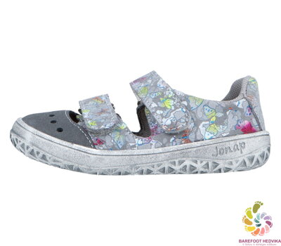 Jonap Fela 2025 Grey Butterflies