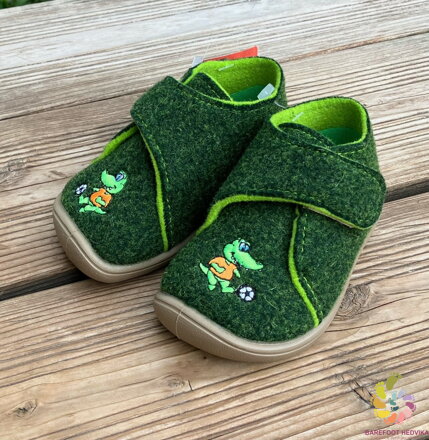 Bar3foot Elf Pascal Wooly Green