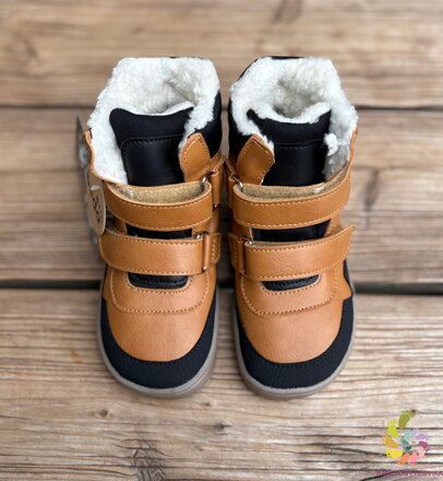 Beda Playful Camel Winter
