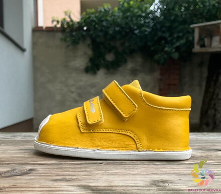 D.D. Step Yellow S085-41744