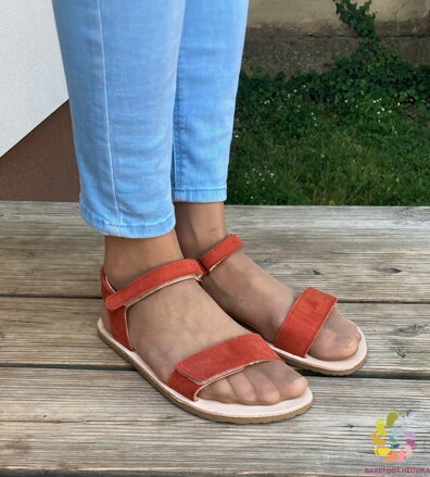 EF Barefoot Lady Terracota