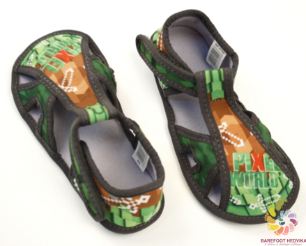EF Barefoot slippers 386 Pixel World