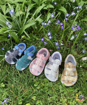 EF Barefoot Gold Glitter