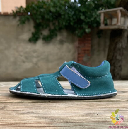 EF Barefoot Massa 2