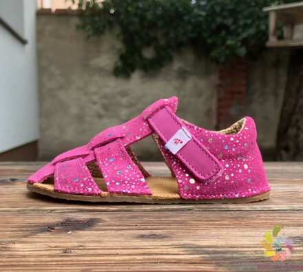 EF Barefoot Pink Bubble