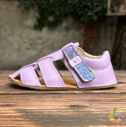EF Barefoot Lila