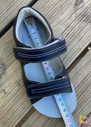 EF Barefoot Carrier