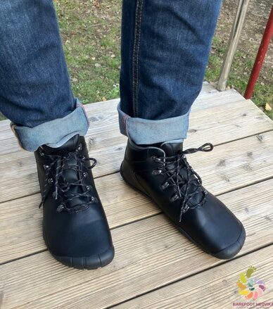 Freet mudee shoes hotsell