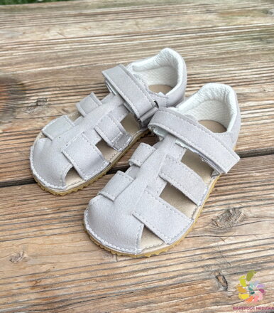 Jonap Zula 2026 svetlošedá