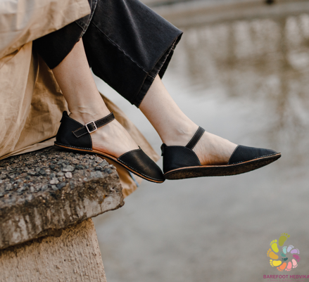 Minimus Crane Black