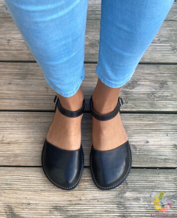 Minimus Crane Black