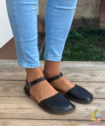Minimus Crane Black