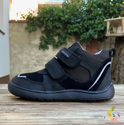 Protetika Banet Black