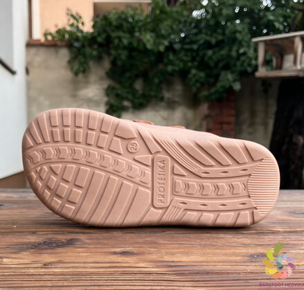 Protetika Viki Pink