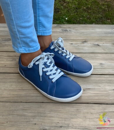 Protetika Adela Blue