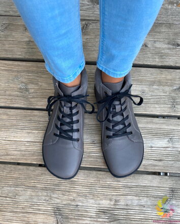 Protetika Margit Grey
