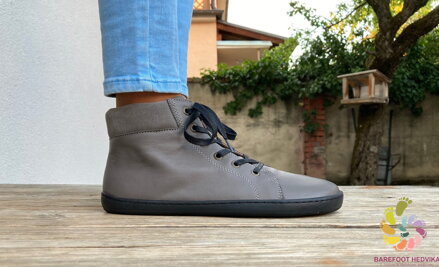 Protetika Margit Grey