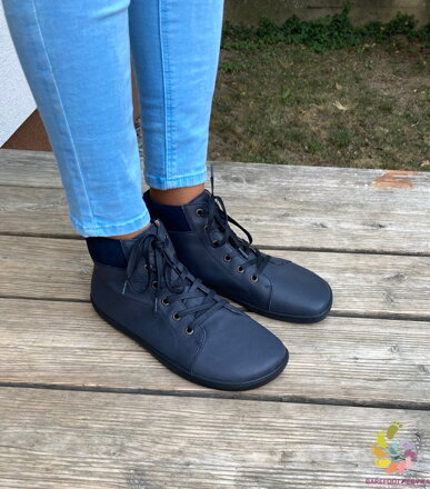Protetika Margit Black