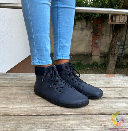 Protetika Margit Black