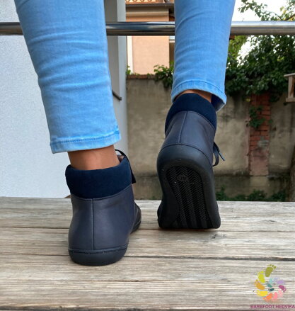 Protetika Margit Black